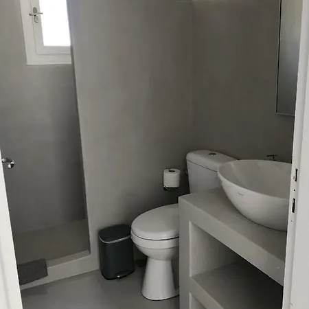 Livadia Paros Parikia (Paros)